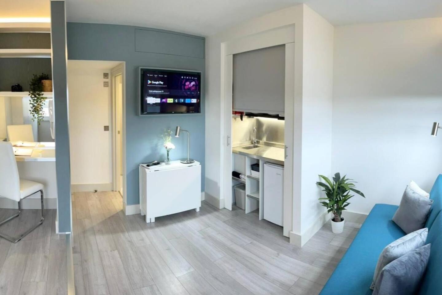 Apt 09 Stylish Studio Steps From Sea & Promenade Brighton Екстериор снимка